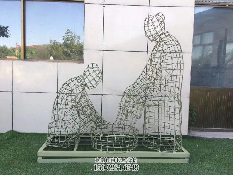 潮州镂空洗脚雕塑制作,园林装饰,铁艺孝道人物雕塑 潮州镂空洗脚雕塑制作,园林装饰,铁艺孝道人物雕塑
