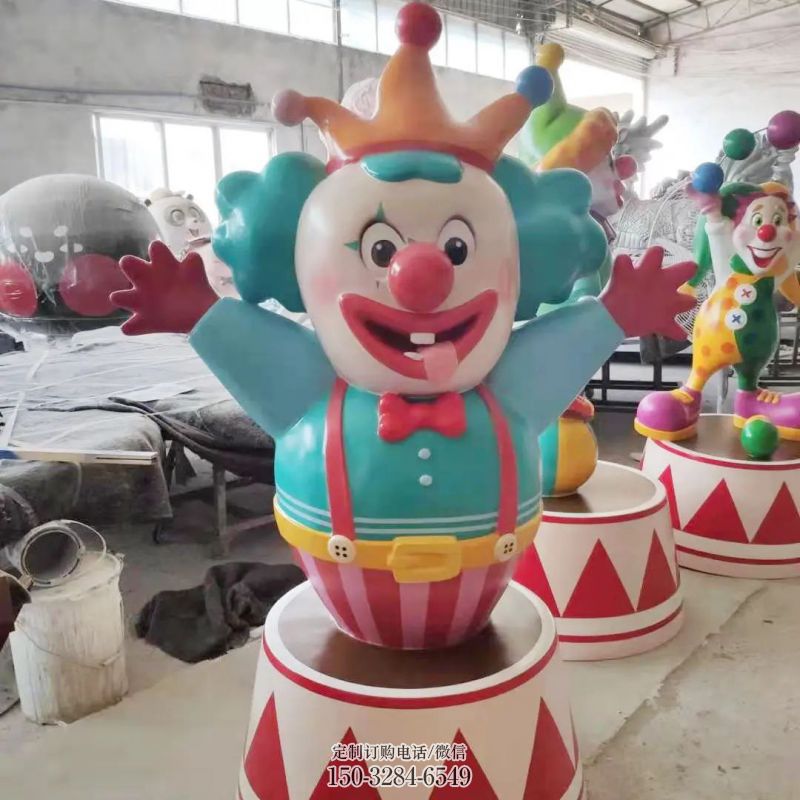 江门公园小丑雕塑 酒店门口雕塑 彩绘摆件 江门公园小丑雕塑 酒店门口雕塑 彩绘摆件